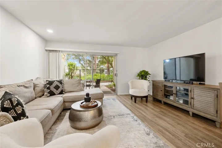 762 Tuolumne Avenue, Thousand Oaks, California 91360