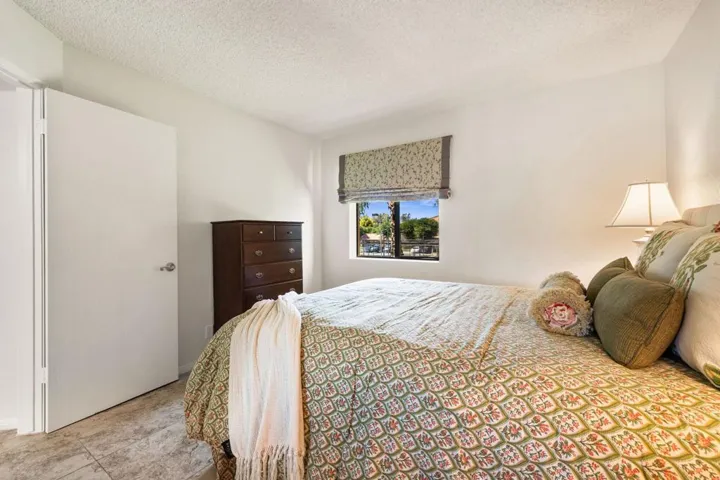 52-web-or-mls-8M4A4939