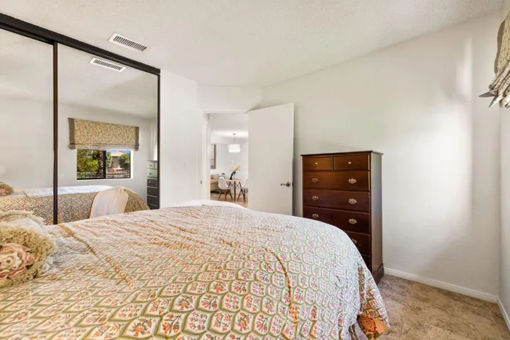 51-web-or-mls-8M4A4944