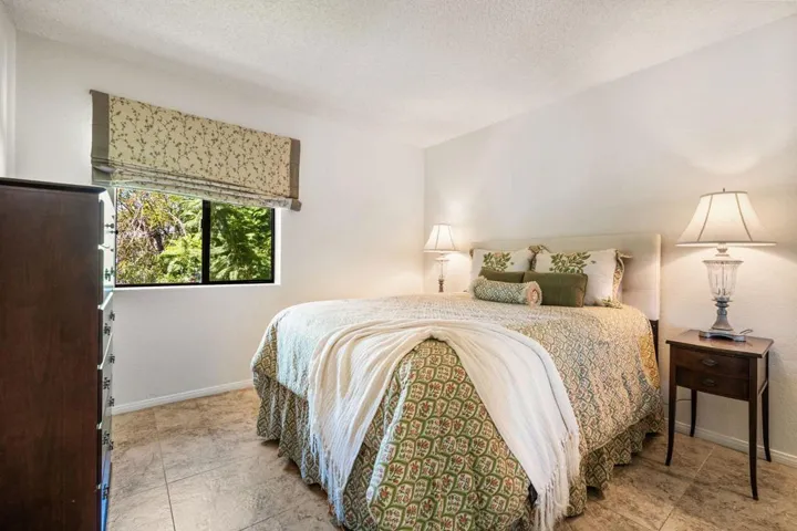 53-web-or-mls-8M4A4934