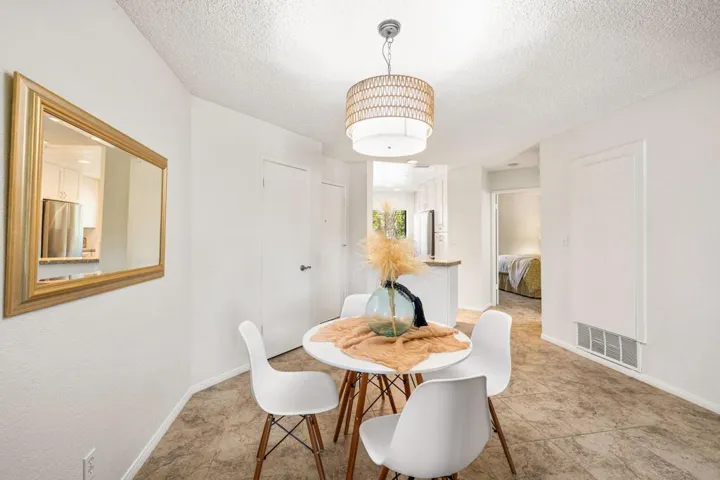 44-web-or-mls-8M4A4979