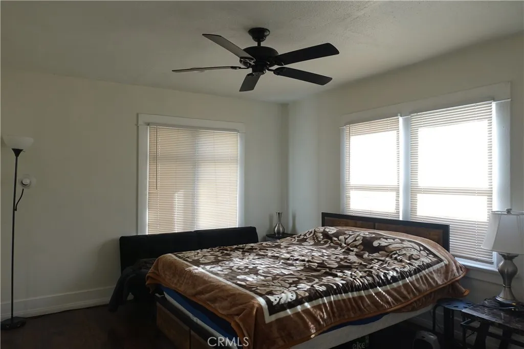 622 W 2nd Street, San Pedro, California 90731 home-pic-2