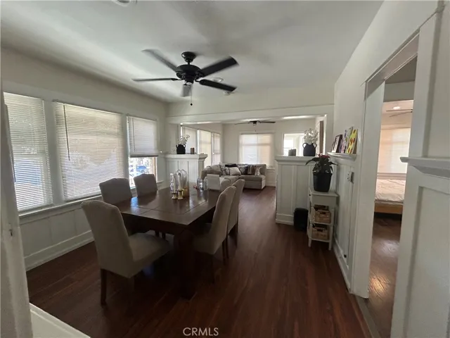 Front unit living room and dinning room