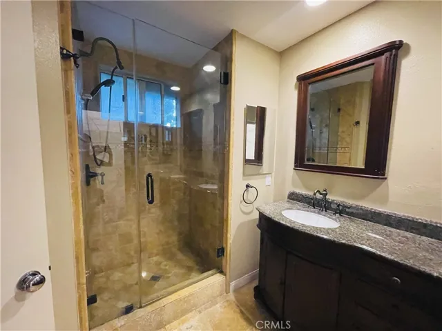 112 Mayfair, Aliso Viejo, California 92656