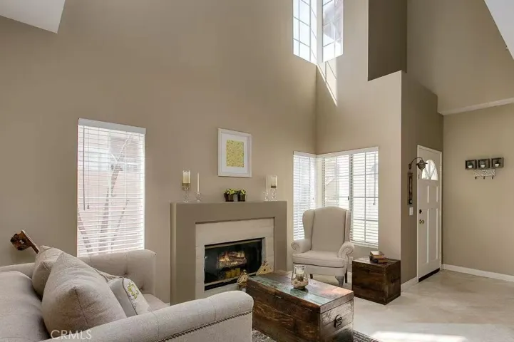 112 Mayfair, Aliso Viejo, California 92656