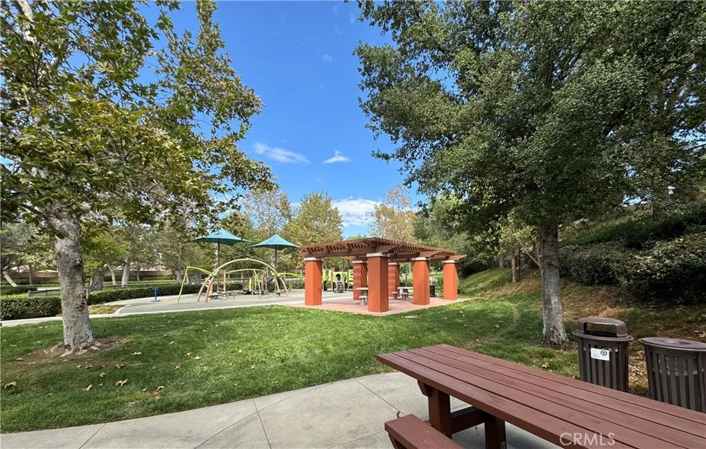 89 Kestrel, Irvine, California 92618 home-pic-35