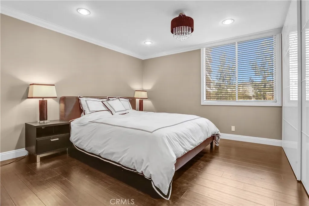 100 S Doheny Drive 315, Los Angeles, California 90048 home-pic-7