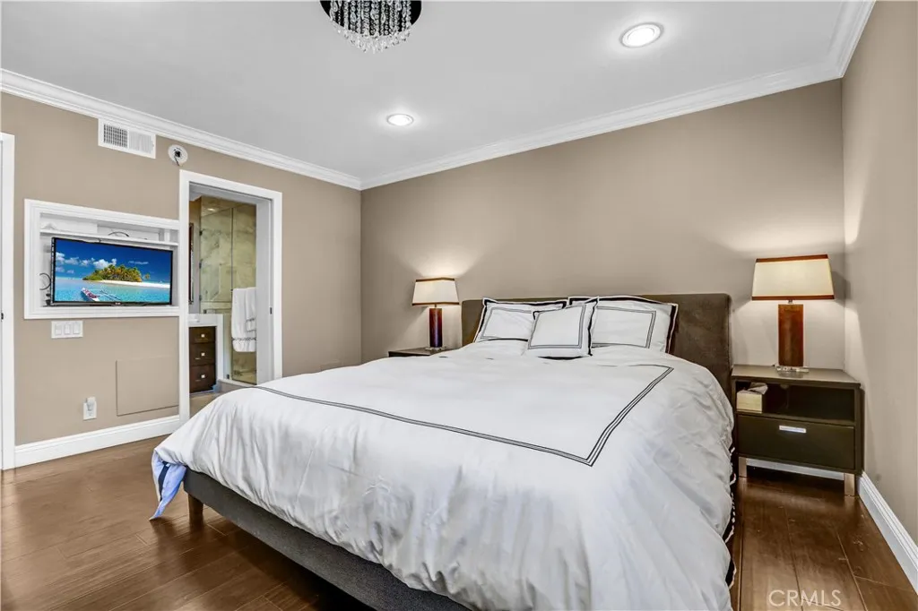 100 S Doheny Drive 315, Los Angeles, California 90048 home-pic-8