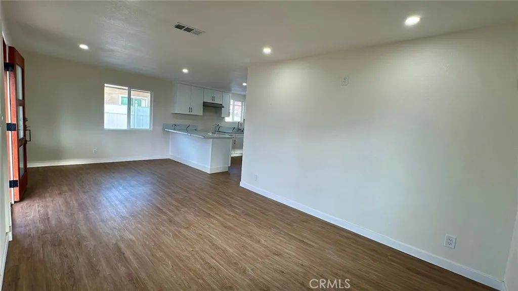 508 508 W Pear, Compton, California 90222 home-pic-8