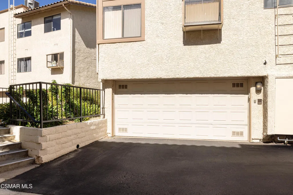 26320 W Plata Lane, Calabasas, California 91302 home-pic-37