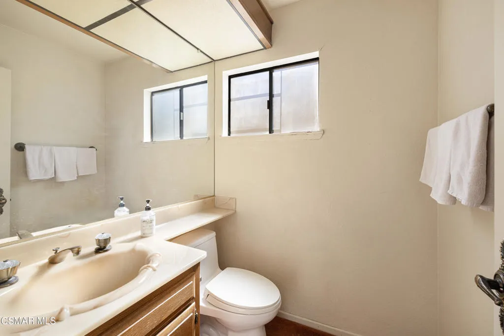 26320 W Plata Lane, Calabasas, California 91302 home-pic-24