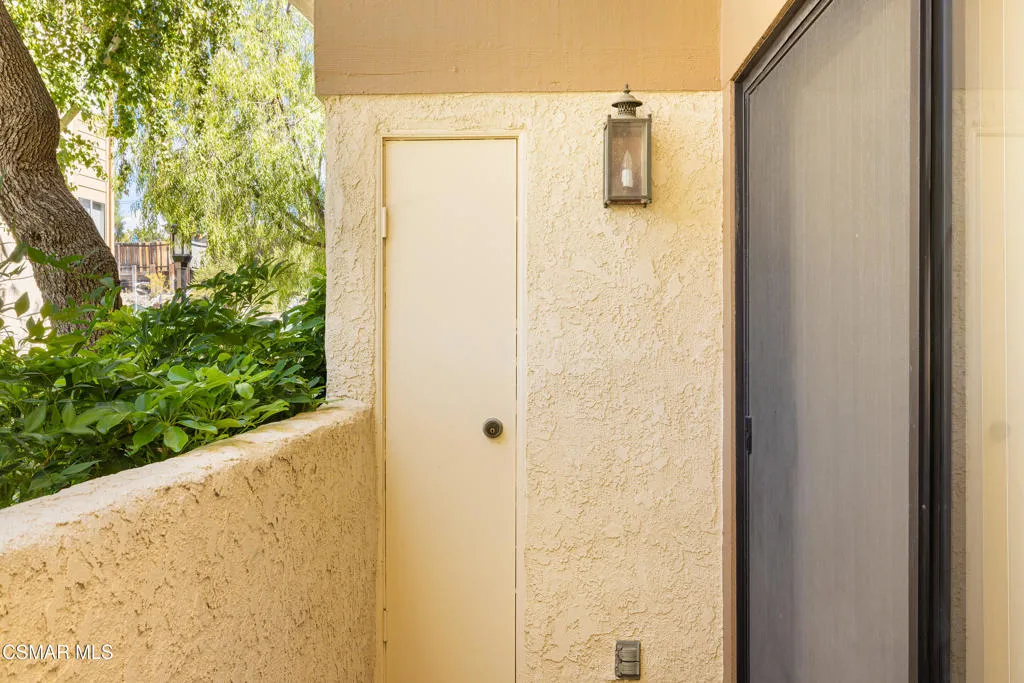26320 W Plata Lane, Calabasas, California 91302 home-pic-11