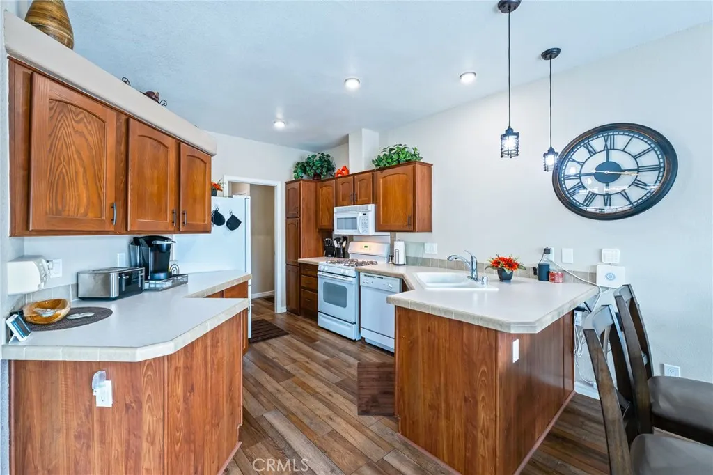 1121 Marina Drive, Needles, California 92363 home-pic-12