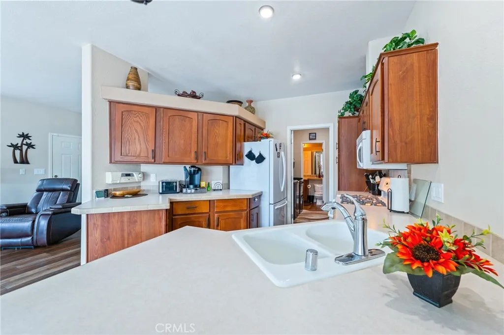 1121 Marina Drive, Needles, California 92363 home-pic-15