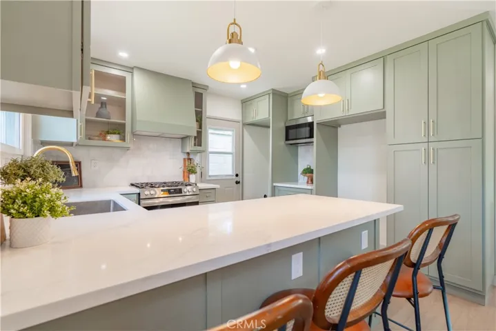 8102 Elden Avenue, Whittier, California 90605