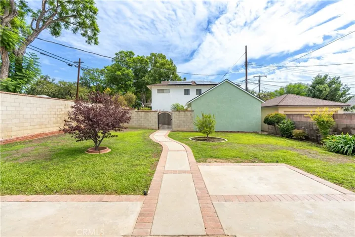8102 Elden Avenue, Whittier, California 90605