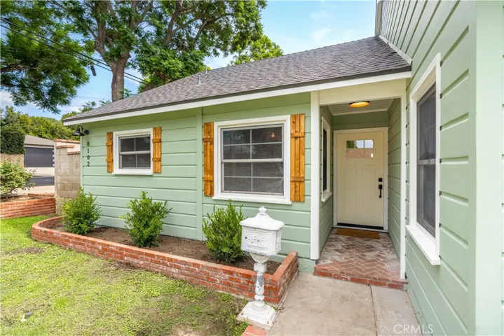 8102 Elden Avenue, Whittier, California 90605