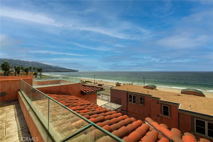 1724 Esplanade C, Redondo Beach, California 90277