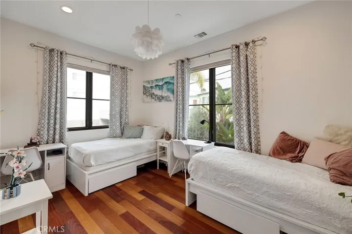 1724 Esplanade C, Redondo Beach, California 90277