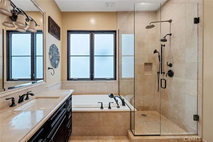 1724 Esplanade C, Redondo Beach, California 90277