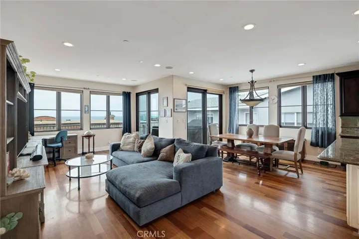 1724 Esplanade C, Redondo Beach, California 90277