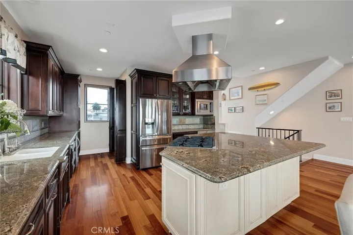 1724 Esplanade C, Redondo Beach, California 90277