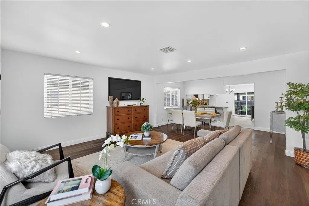 7845 Gainford Street, Downey, California 90240 home-pic-11