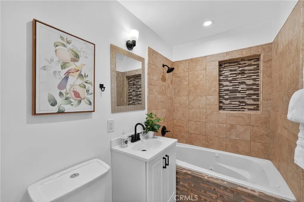 7845 Gainford Street, Downey, California 90240 home-pic-24