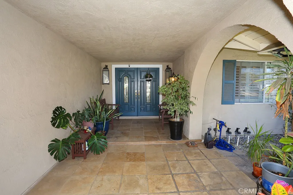 1800 Yermo Place, Fullerton, California 92833 home-pic-3