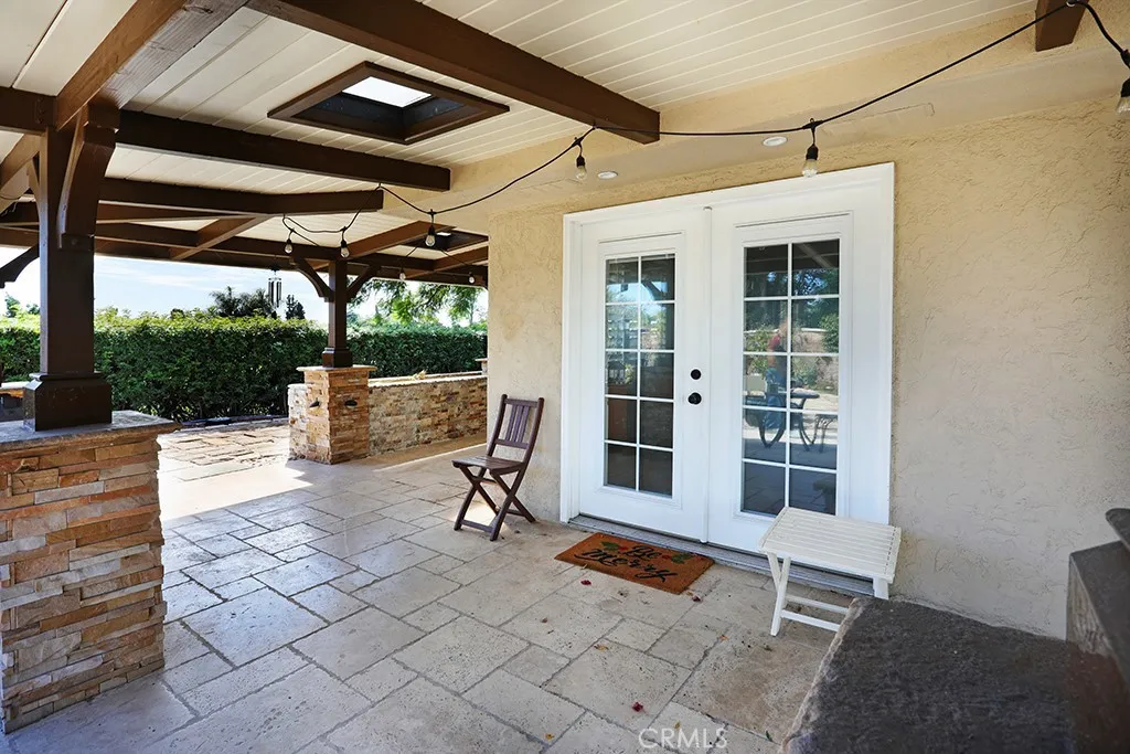 1800 Yermo Place, Fullerton, California 92833 home-pic-18