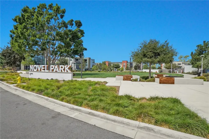Novel Park is walking distance. And you have acess to all the Great Park amenities.
