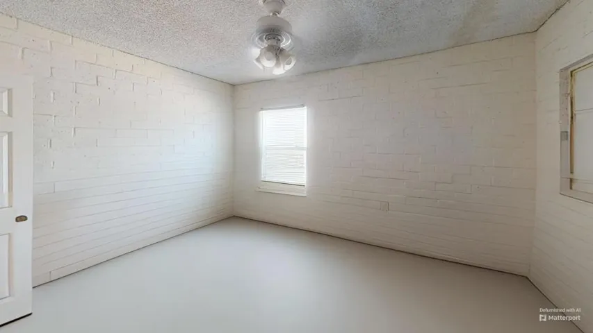 73760-Rancho-Rd-Unit-2-Bedroom-Defurnish