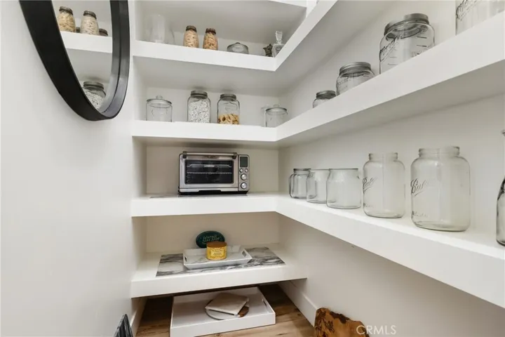 Kitchen Pantry