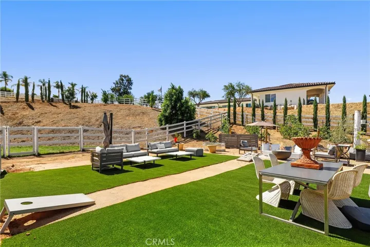 40756 Los Ranchos Circle, Temecula, California 92592