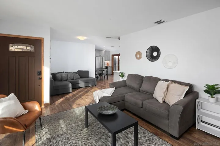 4407 Dakota Drive, San Diego, California 92117