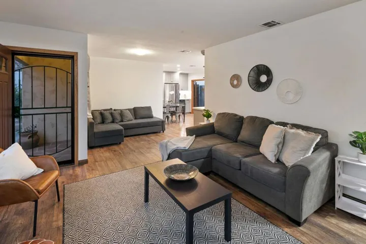 4407 Dakota Drive, San Diego, California 92117