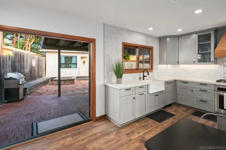 4407 Dakota Drive, San Diego, California 92117