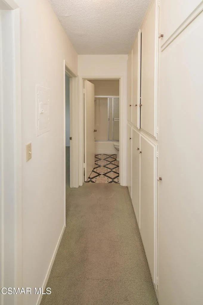 5300 Fairview Boulevard 25, Los Angeles, California 90056 home-pic-10