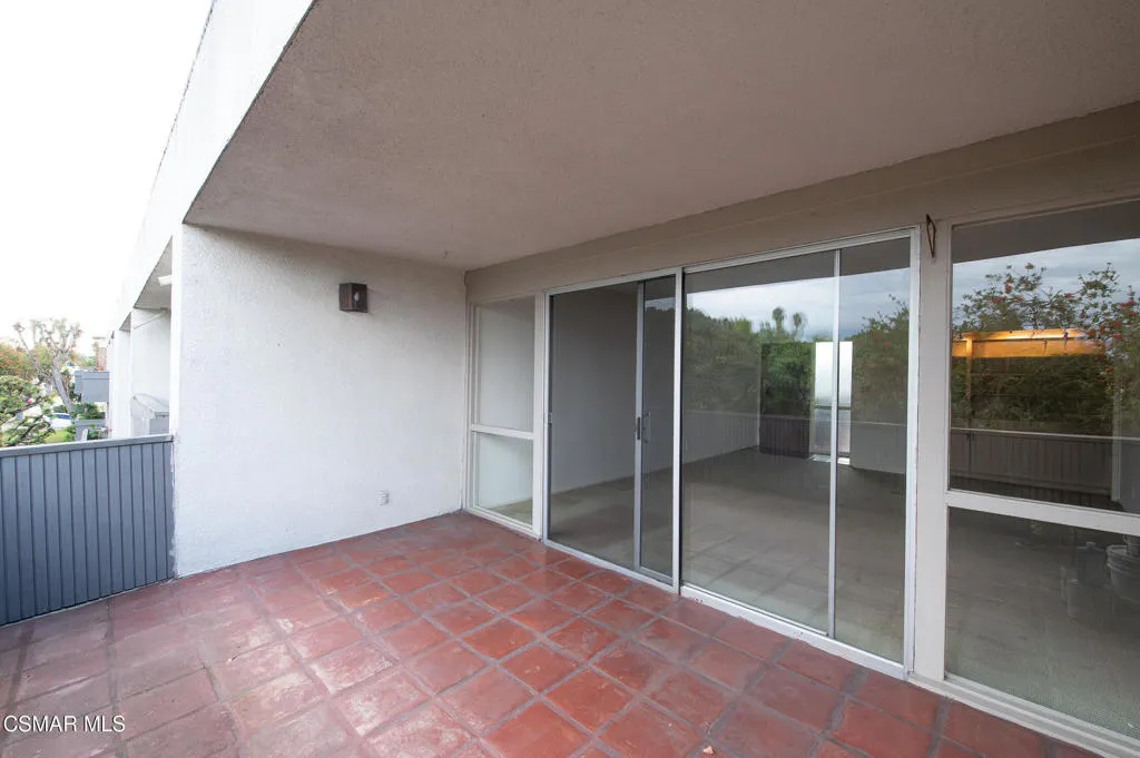 5300 Fairview Boulevard 25, Los Angeles, California 90056 home-pic-19