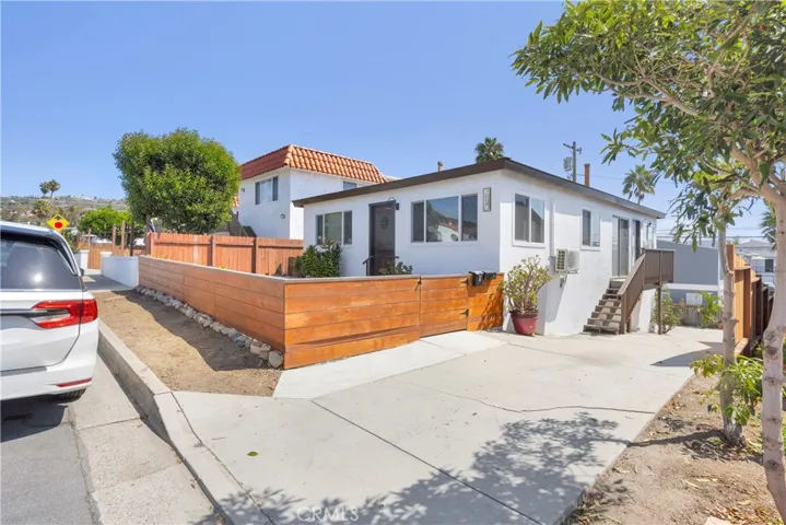 213 Unit A Avenida Rosa, San Clemente, California 92672
