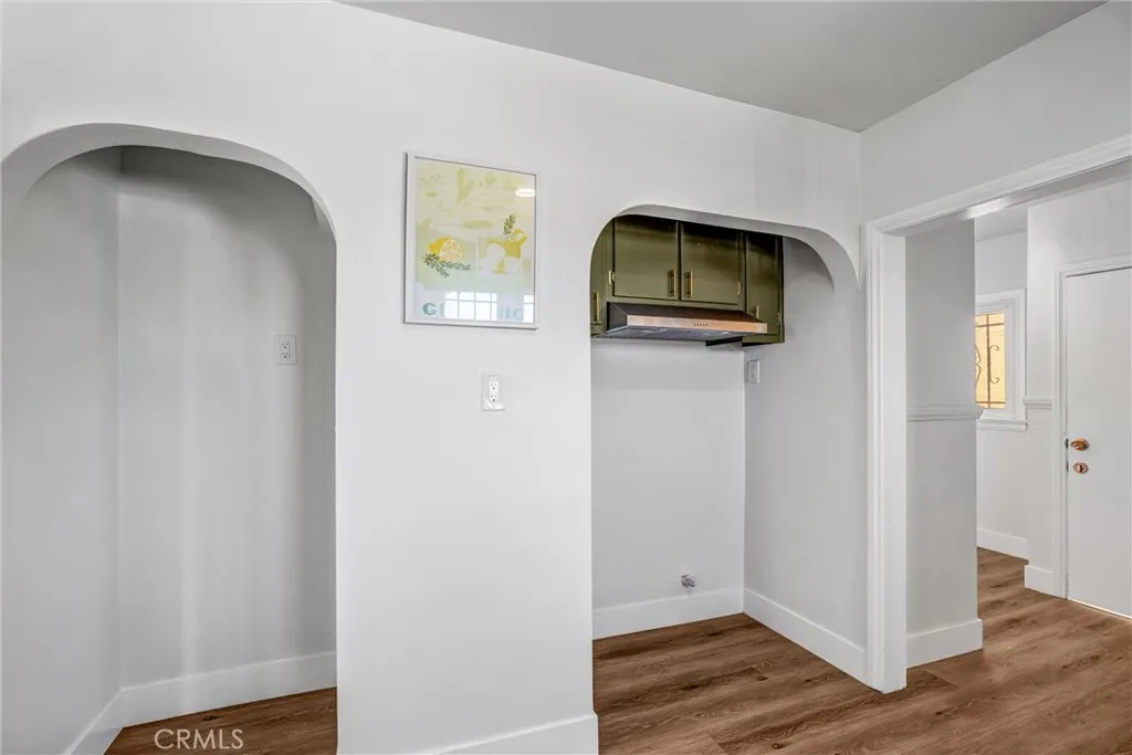 8943 S Hobart, Los Angeles, California 90047 home-pic-14