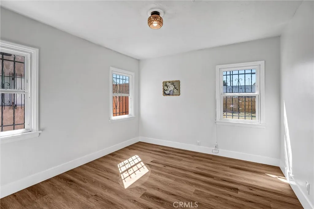 8943 S Hobart, Los Angeles, California 90047 home-pic-17