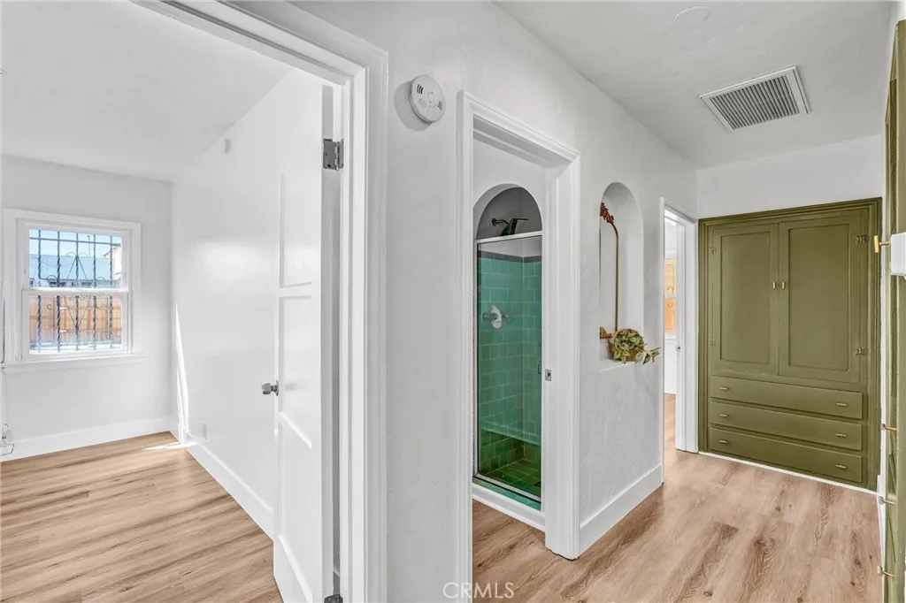 8943 S Hobart, Los Angeles, California 90047 home-pic-19
