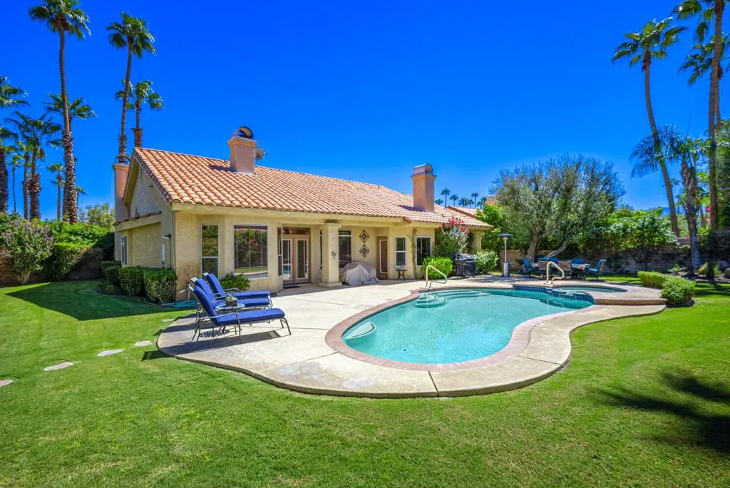 407 Cypress Point Drive, Palm Desert, California 92211 home-pic-0