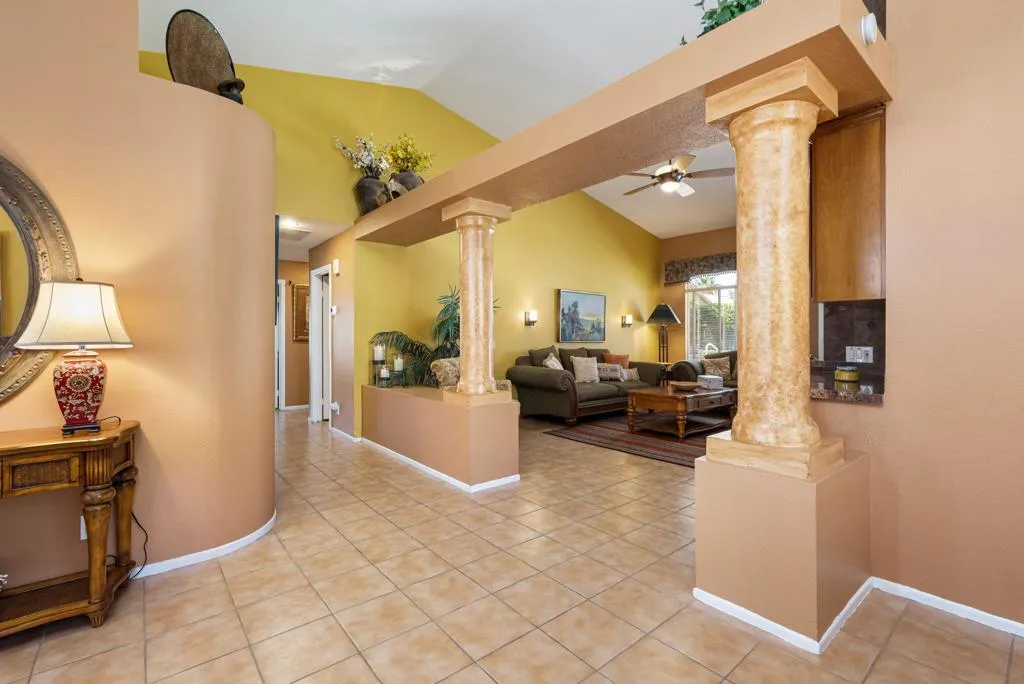 407 Cypress Point Drive, Palm Desert, California 92211 home-pic-17