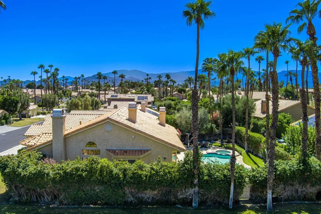 407 Cypress Point Drive, Palm Desert, California 92211 home-pic-4