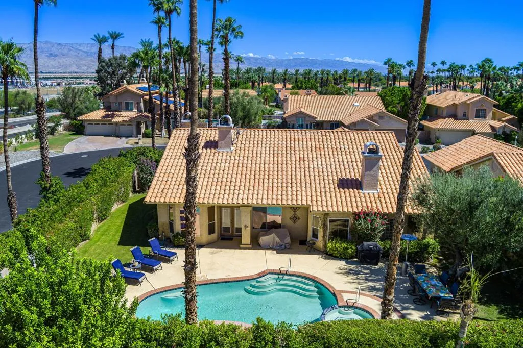 407 Cypress Point Drive, Palm Desert, California 92211 home-pic-7