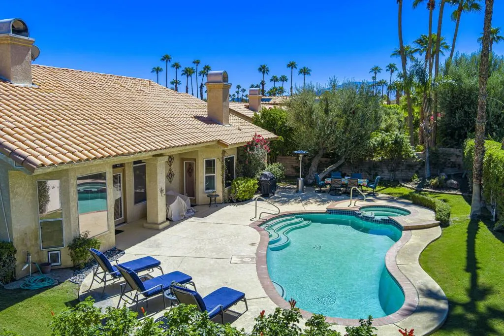 407 Cypress Point Drive, Palm Desert, California 92211 home-pic-8