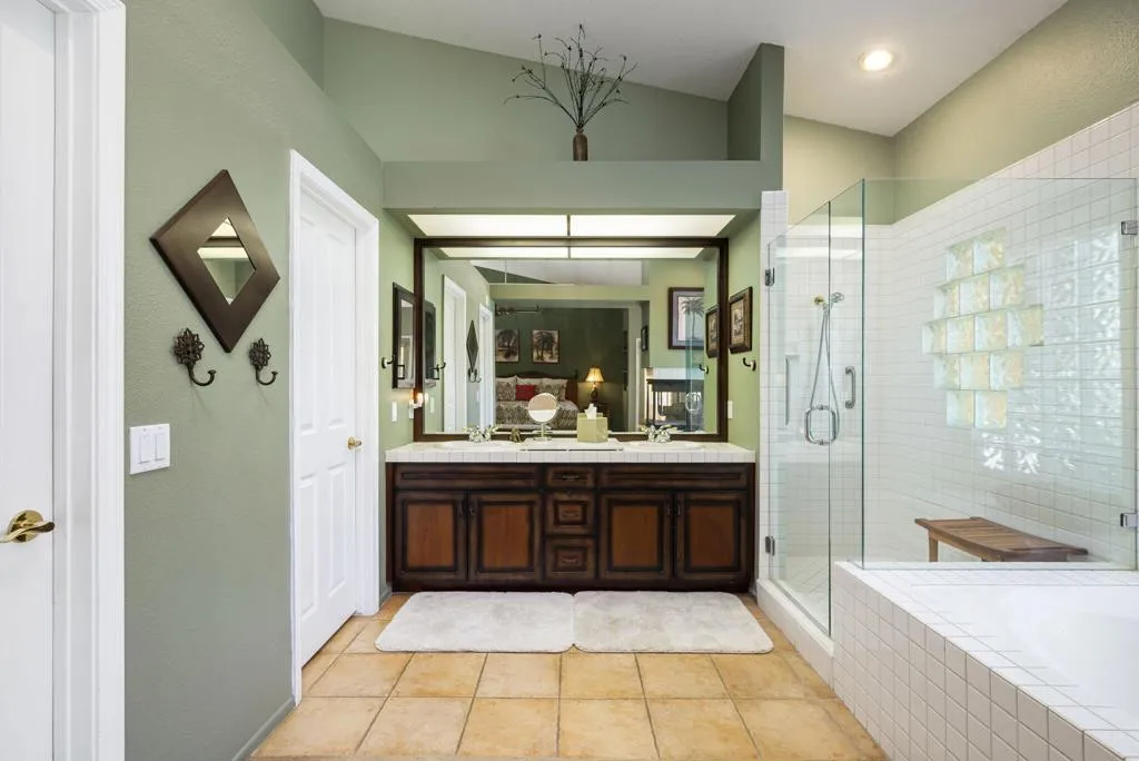 407 Cypress Point Drive, Palm Desert, California 92211 home-pic-45