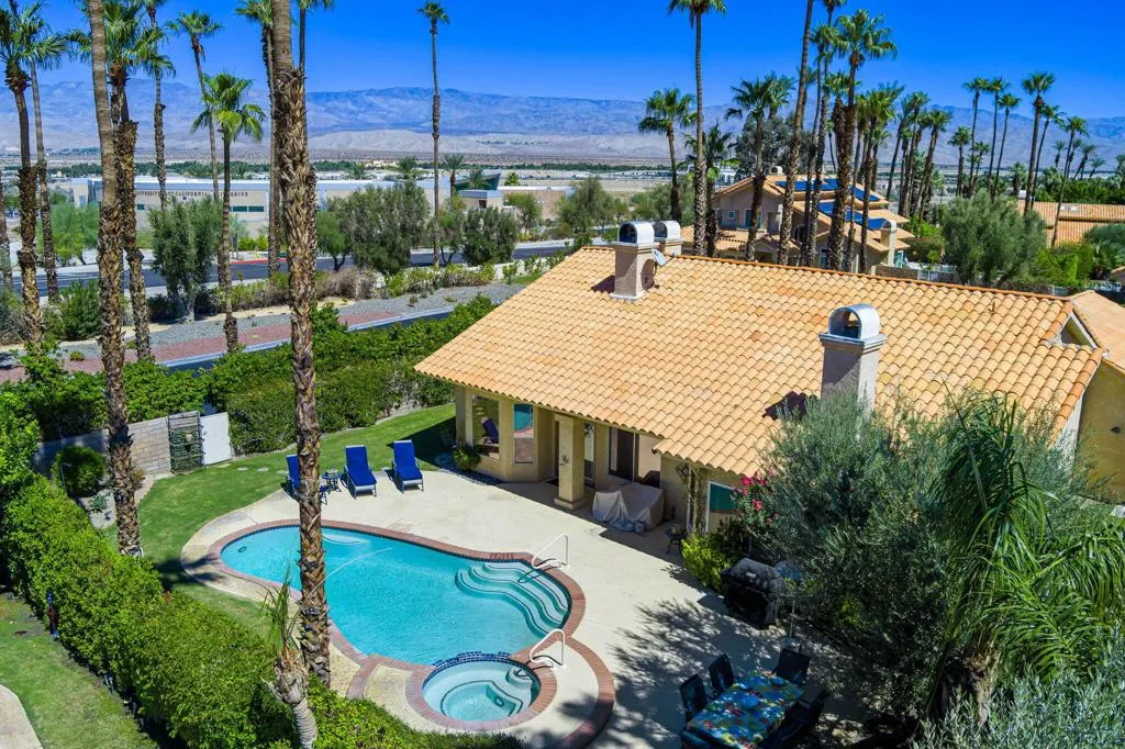 407 Cypress Point Drive, Palm Desert, California 92211 home-pic-6